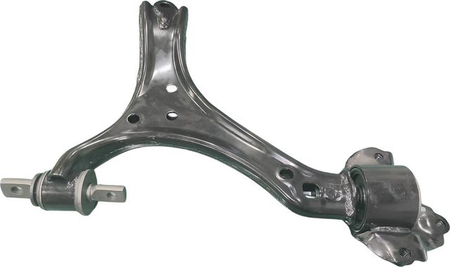 Поперечный рычаг передней подвески CTR. Артикул CQ0442R