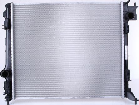 Радиатор охлаждения двигателя Nissens. Артикул 637665