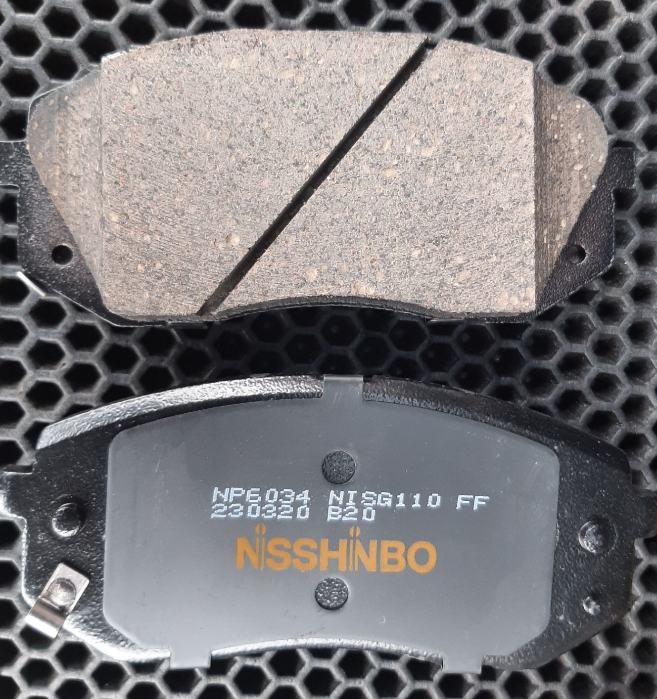 Тормозные колодки Nisshinbo. Артикул NP6034