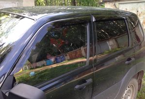 Дефлекторы Cobra Tuning для окон Chevrolet Niva 2009-2020. Артикул V0019