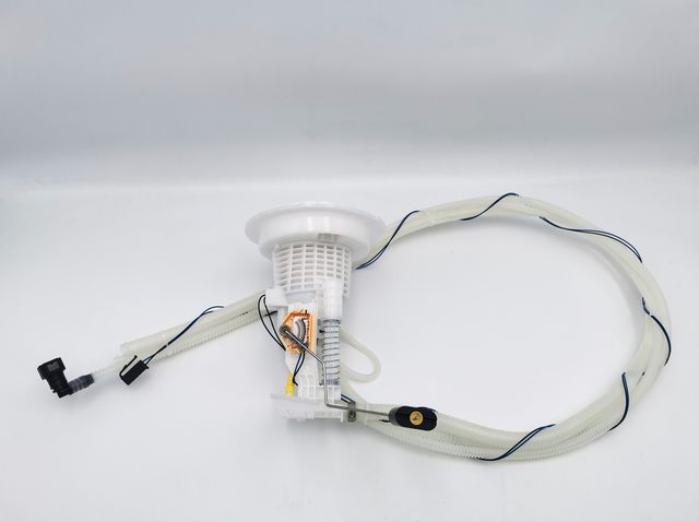 ТОПЛИВНЫЙ БЕНЗОНАСОС В СБОРЕ MERCEDES BENZ GL450, ML550, R350, ML500, (Achr). Артикул EFM1290707