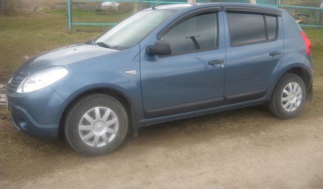 Дефлекторы SIM для окон Renault Sandero I хэтчбек 2009-2013. Артикул SRESAN0932