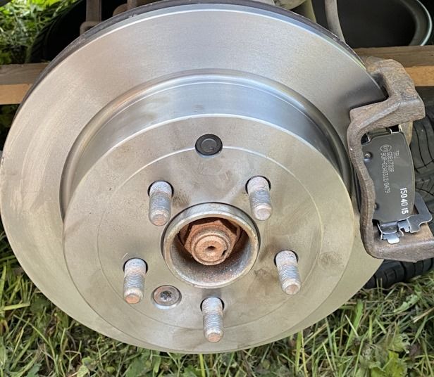 Тормозной диск Miles. Артикул K010308