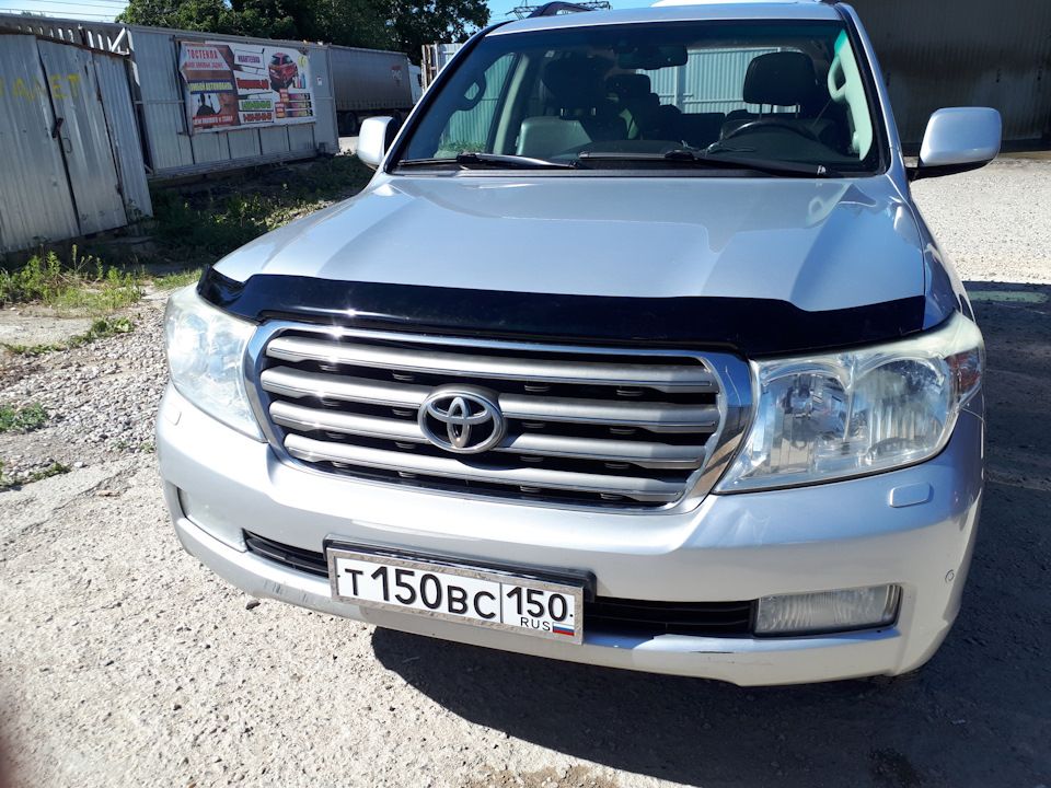 Дефлектор SIM для капота Toyota Land Cruiser 100 1998-2007. Артикул STOLCR9812