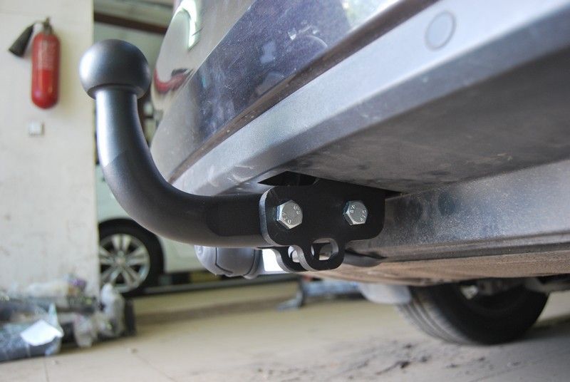 Фаркоп Steinhof для Seat Leon III хетчбек 3/5-дв. 2012-2020. Артикул V-062