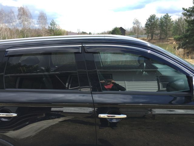 Дефлекторы Cobra Tuning для окон (c хром. молдингом) Mitsubishi Outlander III 2012-2026. Артикул M43712CR