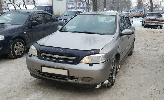 Дефлектор VT52 для капота Chevrolet Viva 2004-2008. Артикул CH10VT