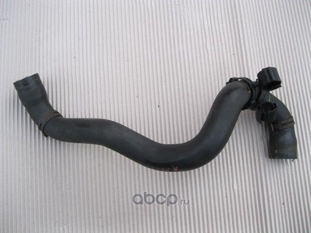 Патрубок радиатора (системы охлаждения) VAG. Артикул 7H0122101