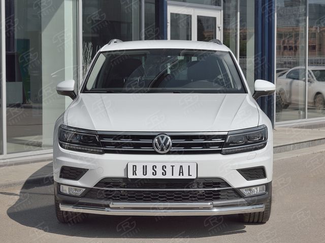 Защита RusStal переднего бампера d63 секции-d42 дуга для Volkswagen Tiguan II 2016-2020 (кроме Off Road). Артикул VGZ-002716