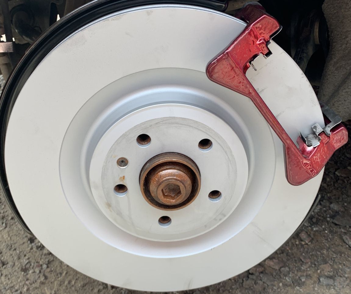 Тормозной диск Zimmermann Coat Z. Артикул 100.3362.20