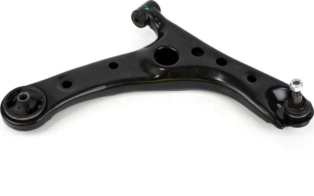 Поперечный рычаг передней подвески CTR правый для Toyota Ipsum II (M20) 2001-2005. Артикул CQ0324R