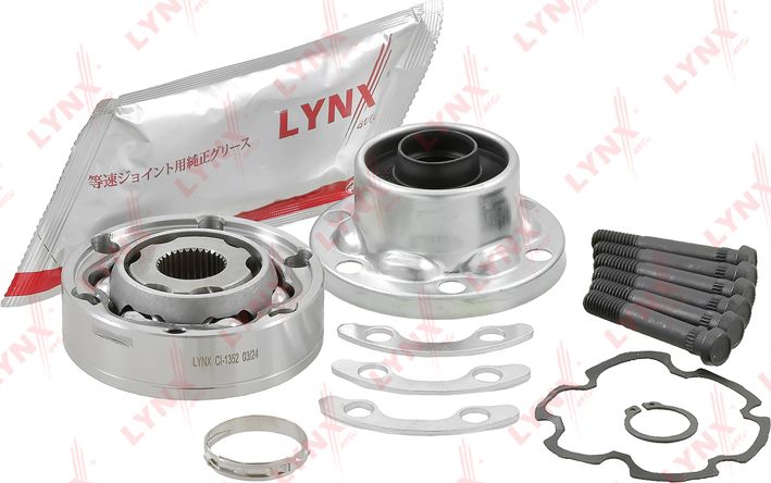 Крестовина карданного вала LYNXauto. Артикул CI-1352