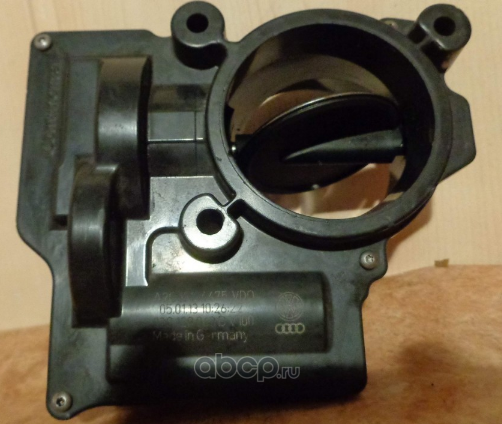 Дроссельная заслонка VAG. Артикул 03C128063B