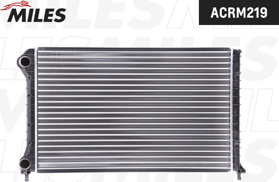 Радиатор охлаждения двигателя Miles для Fiat Doblo I 2001-2015. Артикул ACRM219