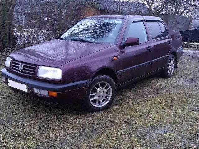 Дефлекторы Cobra Tuning для окон Volkswagen Vento седан 1992-1998. Артикул V24291