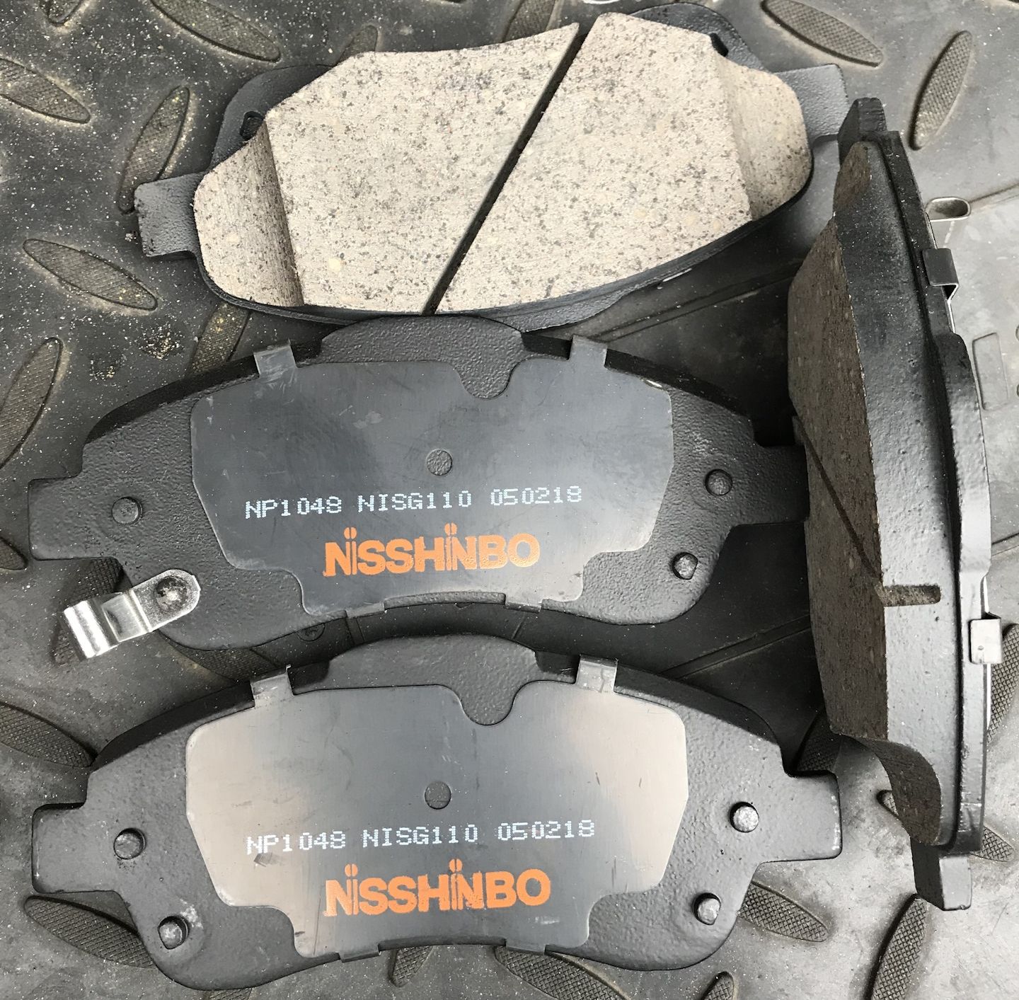 Тормозные колодки Nisshinbo. Артикул NP1048