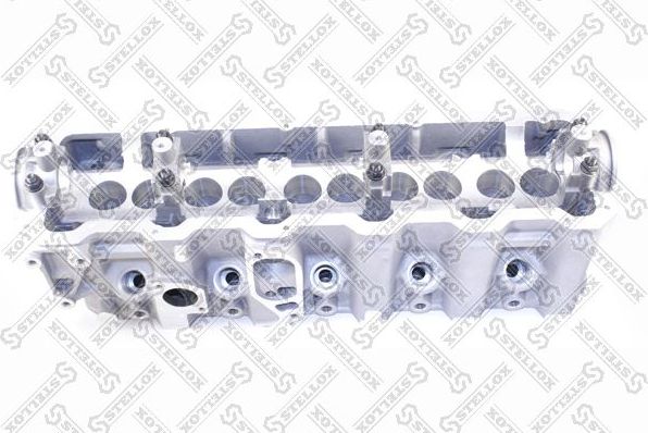 Головка блока цилиндров Stellox для Volkswagen Transporter T4 1990-1998. Артикул 11-08013-SX