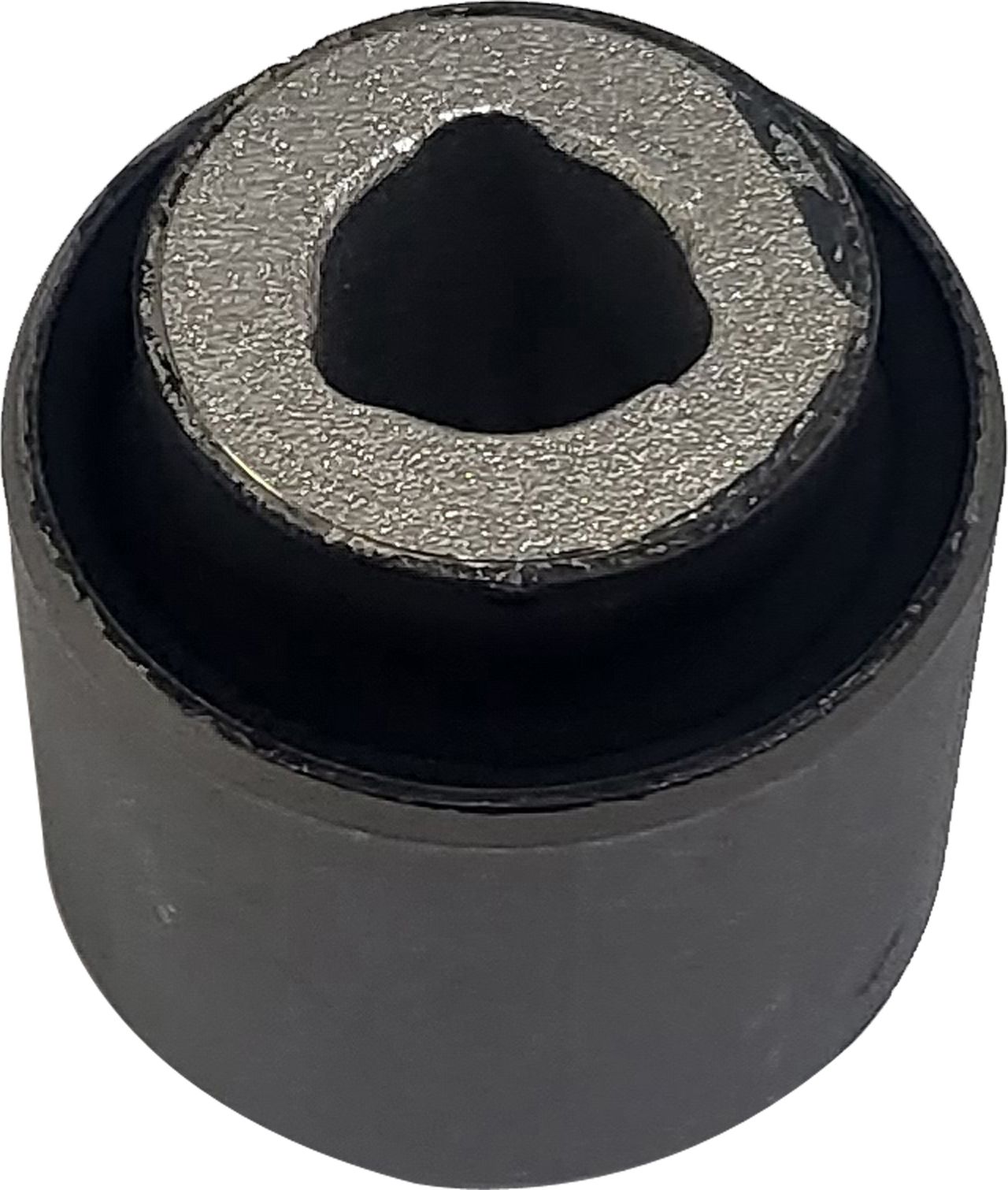 Сайлентблок переднего рычага подвески CTR. Артикул GV0640