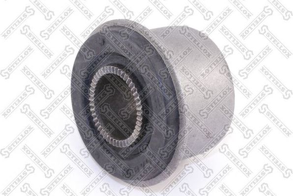 Сайлентблок переднего рычага подвески Stellox. Артикул 87-71078-SX