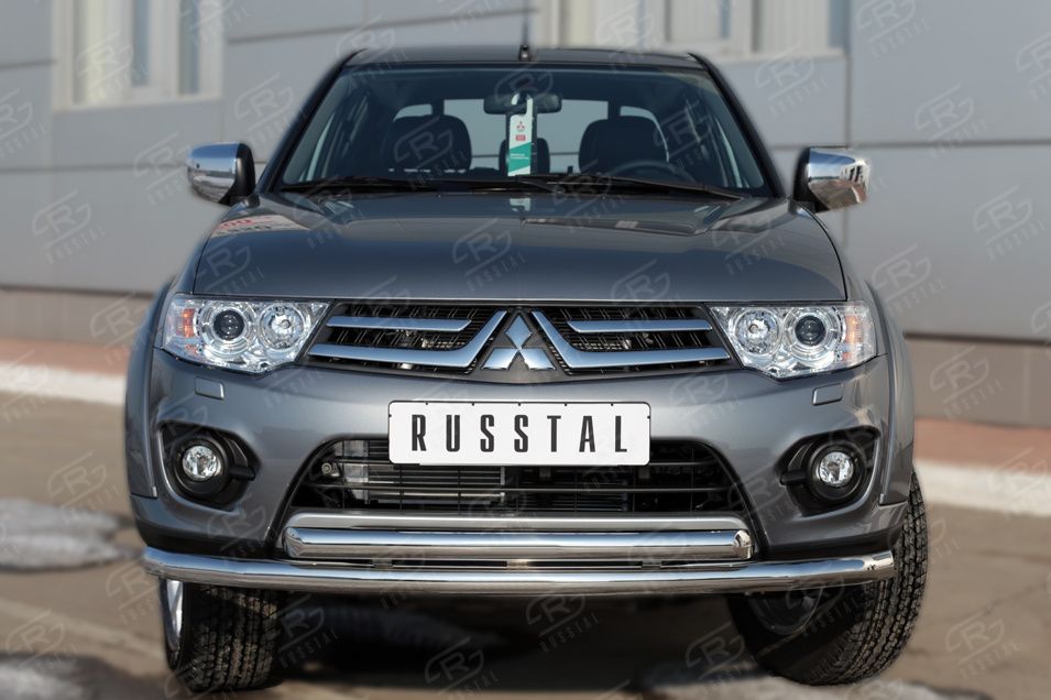 Защита RusStal переднего бампера d76/42 (дуга) для Mitsubishi L200 IV 2010-2015. Артикул MLZ-001124