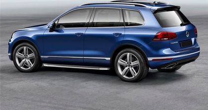 Пороги алюминиевые Rival Premium для Volkswagen Touareg II рестайлинг (R-Line) 2014-2018. Артикул A193ALP.5801.4