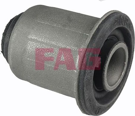 Сайлентблок переднего рычага подвески Fag. Артикул 829 0347 10