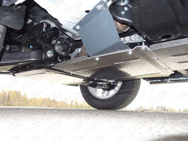 Защита алюминиевая ТСС (4 мм) для КПП Mitsubishi Pajero IV 2006-2020. Артикул ZKTCC00052