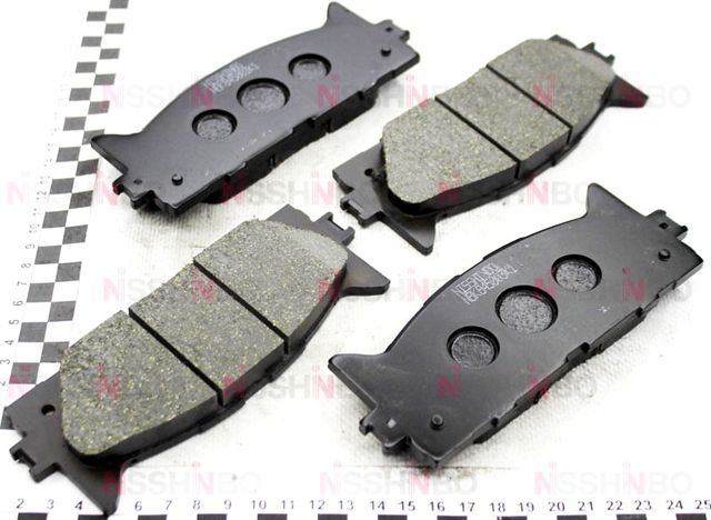 Тормозные колодки Nisshinbo передние для Lexus ES V 2006-2012. Артикул NP1015