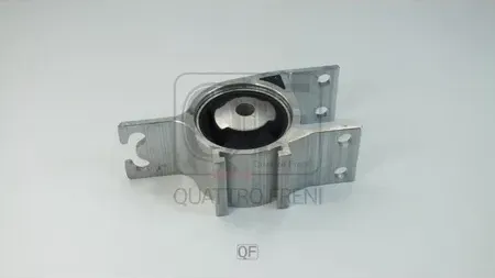 Сайлентблок подвески fr lh (Quattro Freni). Артикул qf30d00188