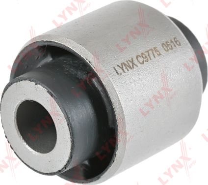 Втулка (сайлентблок) амортизатора LYNXauto. Артикул C9775