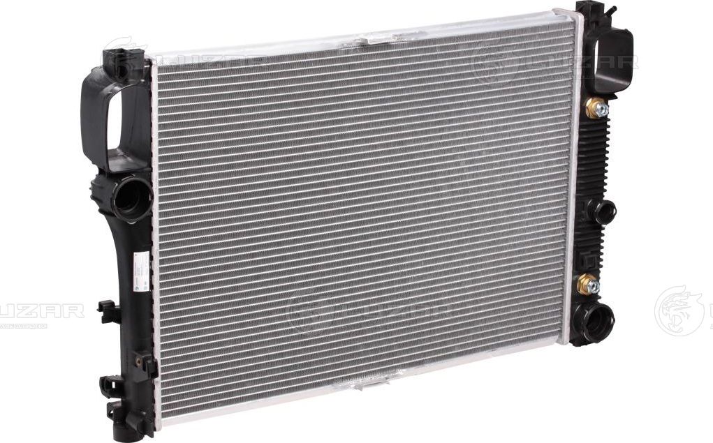 Радиатор охлаждения двигателя Luzar. Артикул LRc 15121
