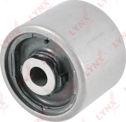 Сайлентблок переднего рычага подвески LYNXauto. Артикул B8051