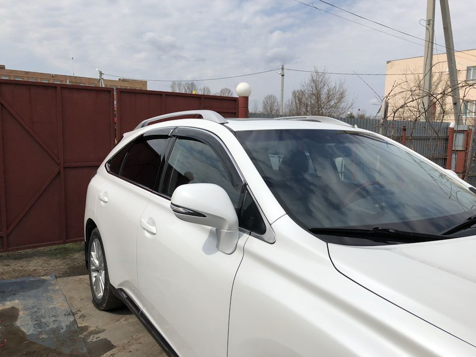 Дефлекторы Cobra Tuning для окон (с хром. вставками) Lexus RX III 350/450h 2009-2015. Артикул L20210CR