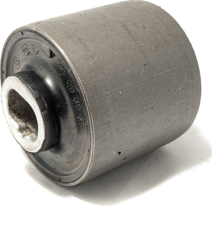 Сайлентблок переднего рычага подвески Cworks. Артикул F280R0054