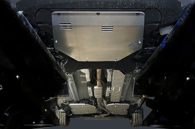 Защита алюминиевая ТСС (4 мм) для картера, бака, топливопровода и КПП Geely Monjaro 2023-2026. Артикул ZKTCC00588K