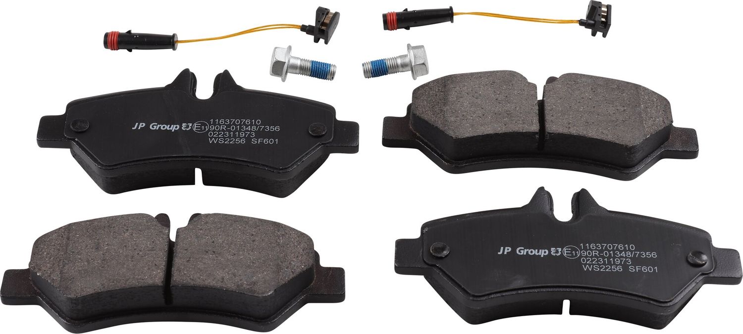Тормозные колодки JP Group. Артикул 1163707610