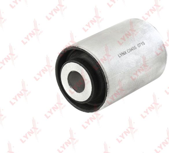 Сайлентблок переднего рычага подвески LYNXauto. Артикул C9455