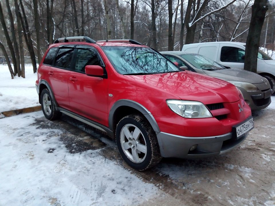 Дефлекторы Cobra Tuning для окон Mitsubishi Outlander I 2001-2007. Артикул M40901