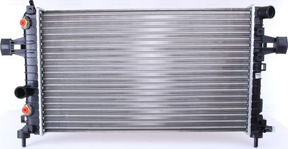 Радиатор охлаждения двигателя Nissens. Артикул 63027A