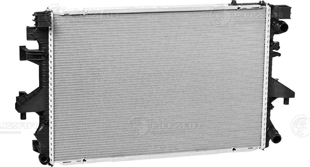 Радиатор охлаждения двигателя Luzar. Артикул LRc 18HG