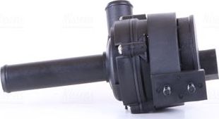 Помпа (водяной насос) Nissens ** FIRST FIT **. Артикул 831077