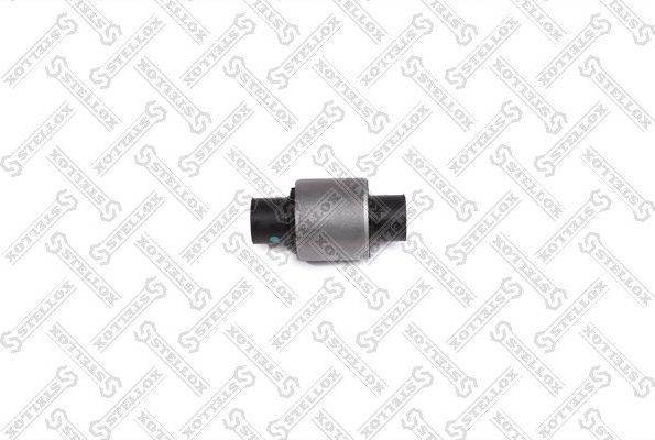 Сайлентблок переднего рычага подвески Stellox. Артикул 77-01778-SX