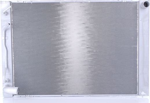 Радиатор охлаждения двигателя Nissens. Артикул 606837