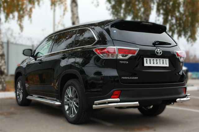 Защита RusStal заднего бампера уголки d63 (секции) d42 (секции) для Toyota Highlander III 2014-2026. Артикул THRZ-001928