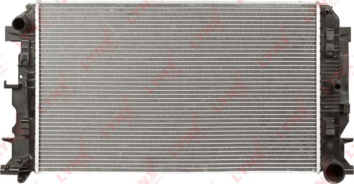 Радиатор охлаждения двигателя LYNXauto. Артикул RB-2873