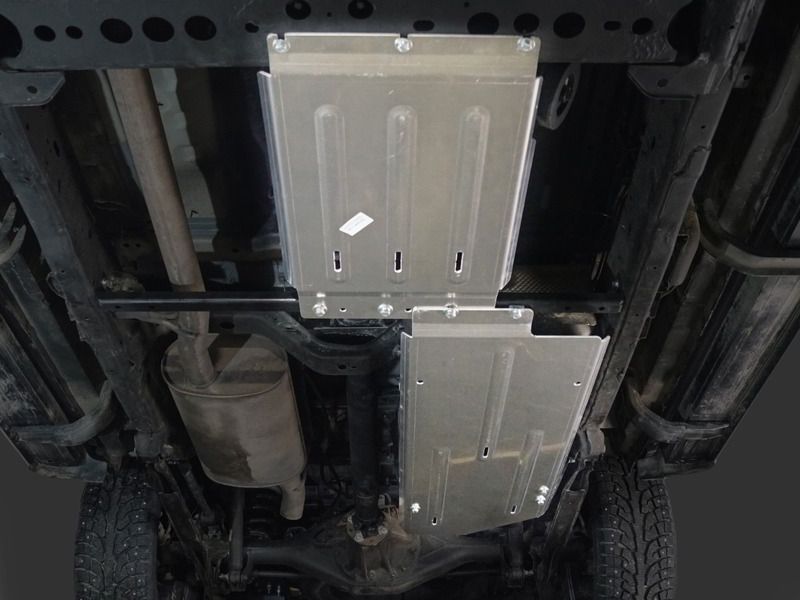 Защита алюминиевая ТСС (4 мм) для РК Mercedes X-Class 2018-2020. Артикул ZKTCC00372