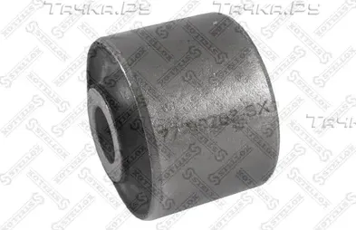 Сайлентблок переднего рычага подвески Stellox. Артикул 77-00703-SX