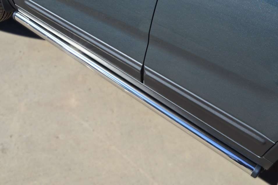 Защита порогов RusStal труба d76 (вариант 2) для Toyota Land Cruiser 100 1998-2007. Артикул LHT-0004622