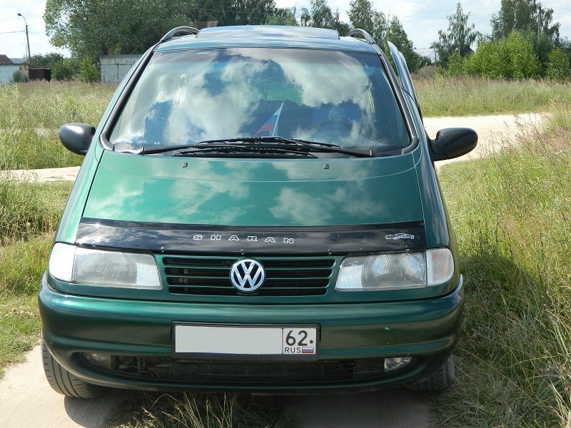 Дефлектор VT52 для капота Volkswagen Sharan I 1995-2000. Артикул VW17VT