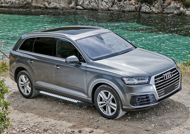 Пороги алюминиевые Rival Bmw-Style круг для Audi Q7 II 2015-2020 2020-2026. Артикул D193AL.0304.1